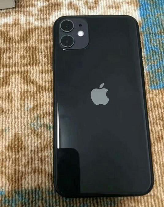 苹果16最新爆料小白测评,小白实测，性能与设计的完美融合